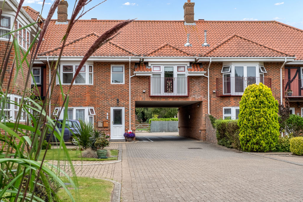 Sutherland Court For Sale • 14 Sutherland Court Gardens